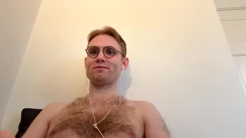 molliter online show from 10-25-25, 03:18