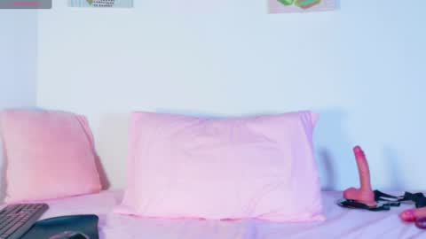 Snapshot of molly_hot778 chatting on 07-10-26, 06:39 molly come and have fun online show from 07-10-26, 06:39
