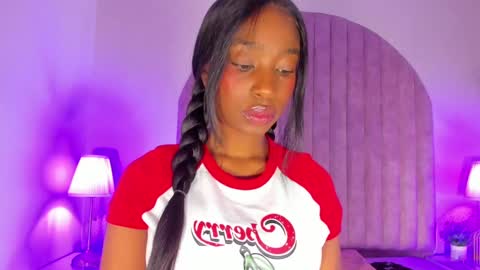 Molly Jackson online show from 02-11-25, 05:29