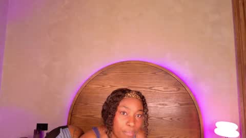 Snapshot of molly_jackson chatting on 05-15-26, 11:23 Molly Jackson online show from 05-15-26, 11:23