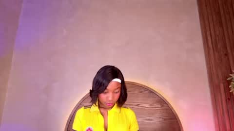 Snapshot of molly_jackson chatting on 06-17-26, 10:43 Molly Jackson online show from 06-17-26, 10:43