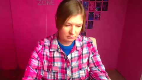 Molly online show from 12-21-25, 12:45