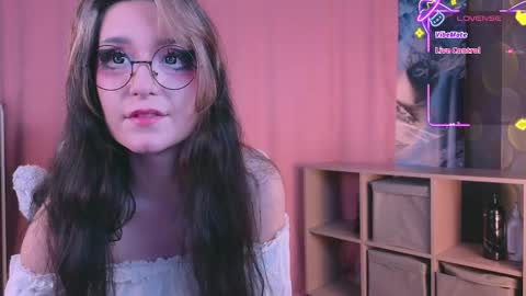 Molly online show from 10-29-25, 08:21