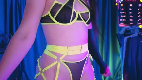 Molly online show from 12-03-25, 06:28