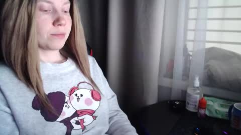 I have new photos come and see with love Molly online show from 11-01-25, 10:39