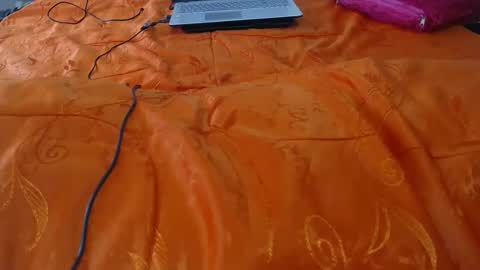 Snapshot of mollyandbra chatting on 03-06-25, 09:31 Molly And Brad online show from 03-06-25, 09:31