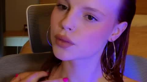 Molly online show from 04-08-26, 07:30