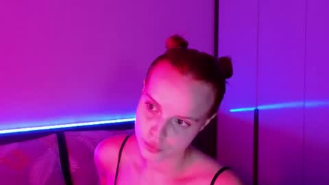 Snapshot of mollybossy chatting on 07-07-26, 07:18 Molly online show from 07-07-26, 07:18