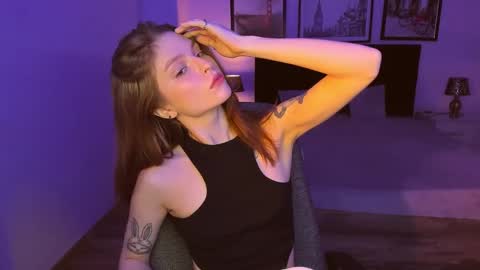 Snapshot of mollydangerous chatting on 01-26-25, 10:02 Taisha online show from 01-26-25, 10:02