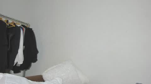 Taisha online show from 03-11-25, 04:40