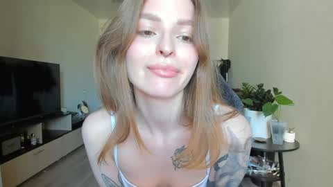 Taisha online show from 05-23-26, 01:04