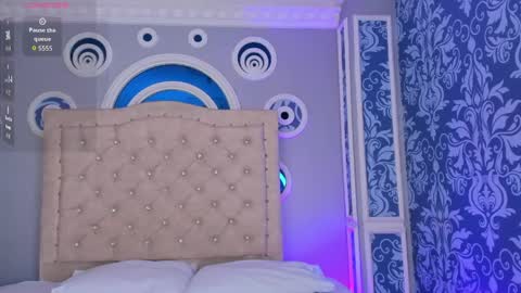 Snapshot of mollydoll_amour chatting on 05-06-26, 11:48 MollyDoll online show from 05-06-26, 11:48