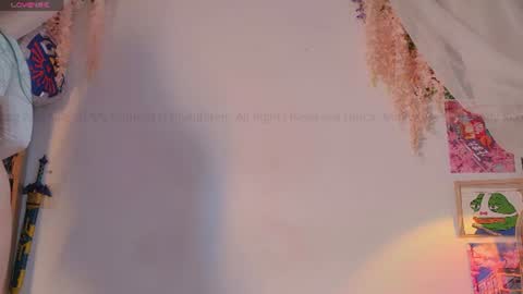 Snapshot of mollyflwers chatting on 06-12-26, 08:19 mollychan online show from 06-12-26, 08:19