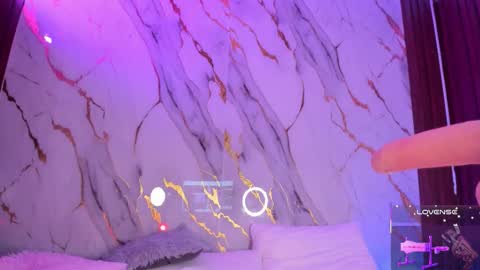 New girl Emily Valentina  Michelle online show from 01-06-26, 05:44