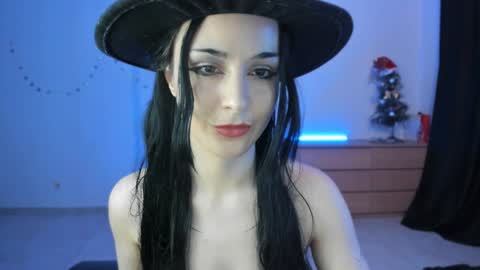Snapshot of mollyposh chatting on 01-11-25, 11:35 Molly online show from 01-11-25, 11:35
