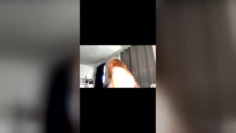 Snapshot of mollystarrr chatting on 03-09-26, 12:25 Mollystarrr online show from 03-09-26, 12:25