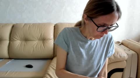 AngelMomm online show from 02-17-25, 11:34