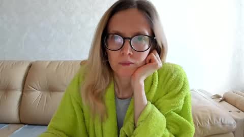 AngelMomm online show from 02-18-25, 11:22