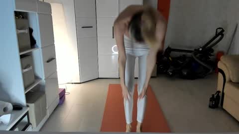 AngelMomm online show from 03-09-25, 06:39