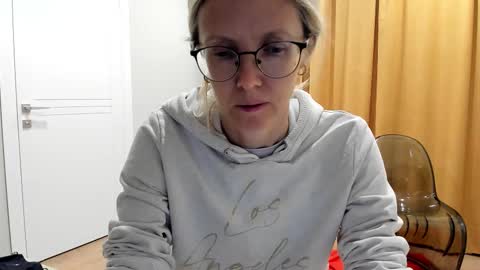 AngelMomm online show from 10-14-25, 05:08