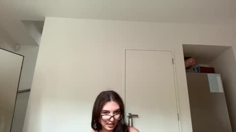 Molly online show from 03-13-26, 12:28