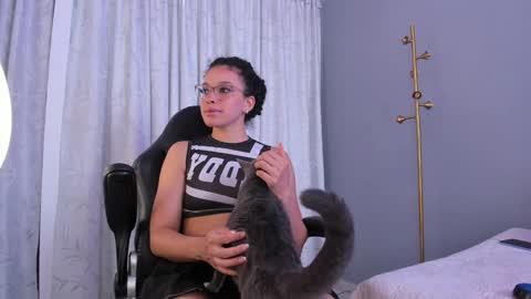 Molly online show from 01-18-25, 02:55