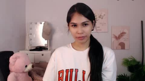 MOMIKHEM online show from 07-27-26, 08:21