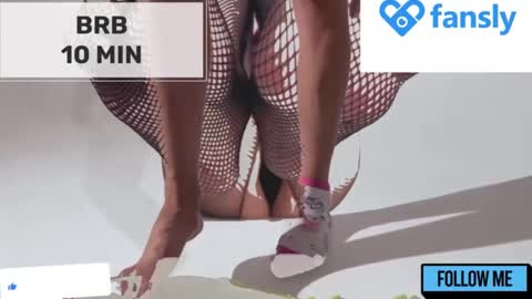 Mommy online show from 01-15-25, 05:40