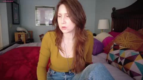 Snapshot of mommygoddessl chatting on 05-12-26, 06:05 Goddess L online show from 05-12-26, 06:05
