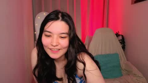 Momo online show from 05-17-26, 09:44