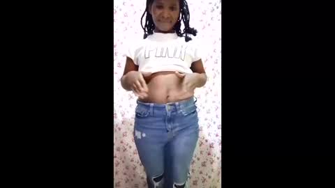 momsdoll online show from 05-30-26, 12:57