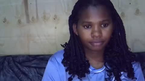 momsdoll online show from 06-08-26, 06:52