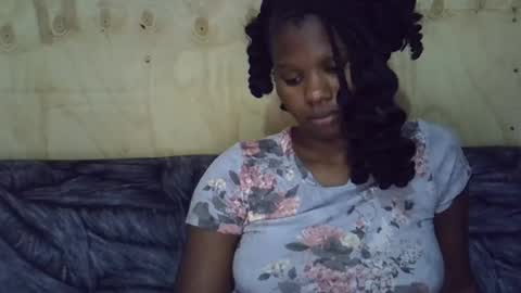 momsdoll online show from 06-27-26, 12:22