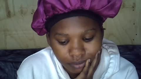 momsdoll online show from 07-19-26, 06:50