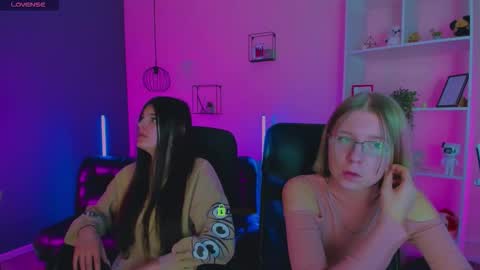 Mona  online show from 02-05-26, 08:24