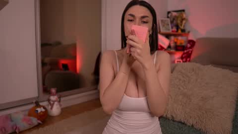 Mona Lisss online show from 12-20-25, 12:12