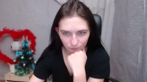 Snapshot of monakali chatting on 12-23-24, 10:10 monakali online show from 12-23-24, 10:10