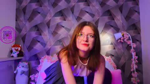 Snapshot of monanoir chatting on 11-28-25, 04:31 Mona online show from 11-28-25, 04:31