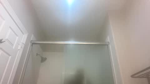 Snapshot of mone_babie_coo chatting on 05-04-26, 02:02 Moneybaby online show from 05-04-26, 02:02