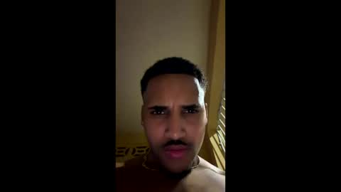 Snapshot of moneyblancos chatting on 05-16-26, 12:40 moneyblancos online show from 05-16-26, 12:40