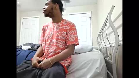 moneyboysaveg548 online show from 03-04-26, 11:22