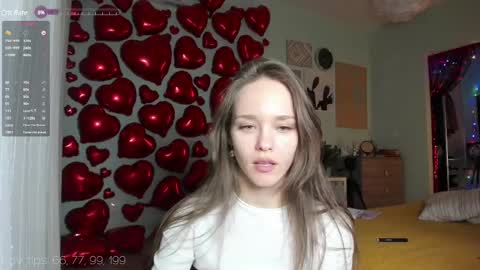 Snapshot of moni_carroll chatting on 03-09-25, 06:54 Monia Help me get 20000 subscribers online show from 03-09-25, 06:54