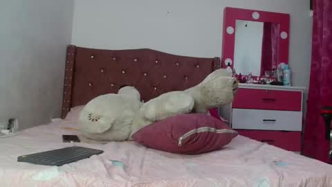 Monica online show from 09-20-25, 03:29