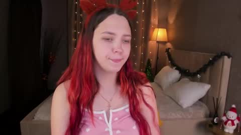 Monica online show from 11-28-25, 05:32