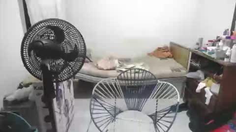 Snapshot of monica_spear40 chatting on 01-11-26, 12:48 evi online show from 01-11-26, 12:48