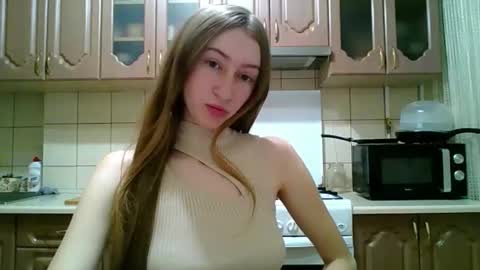 Monica online show from 12-18-25, 08:59