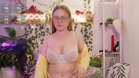 monicaasis online show from 01-10-26, 05:48