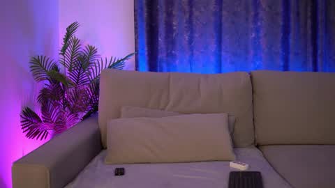 Monica online show from 07-29-26, 07:39