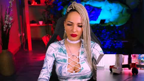 Monika online show from 02-05-25, 11:34