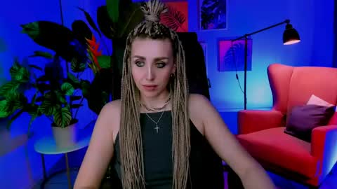 Snapshot of monicariley chatting on 04-30-26, 03:29 monicariley online show from 04-30-26, 03:29